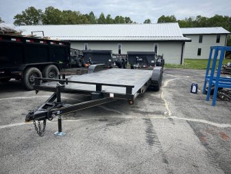 New 2025 P & T Trailers 82X20SSCH Car Hauler