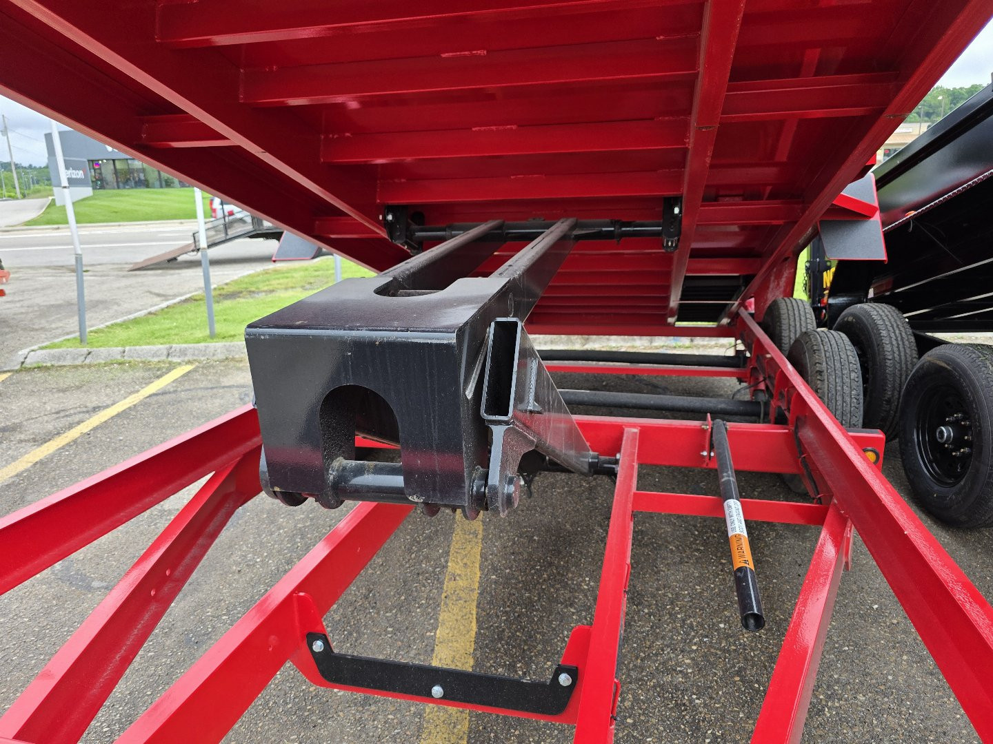 New 2025 Behnke LPD 83X16 TARP LEGS Dump Trailer