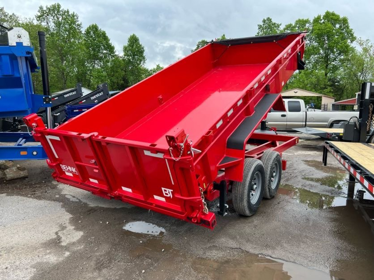 New 2025 Behnke LPD 83X16 TARP LEGS Dump Trailer