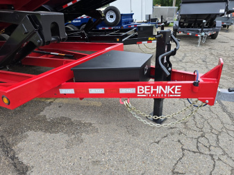 New 2025 Behnke LPD 83X16 TARP LEGS Dump Trailer