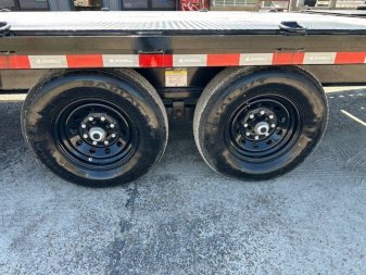 Used 2024 Norstar 8.5X30 Equipment Trailer