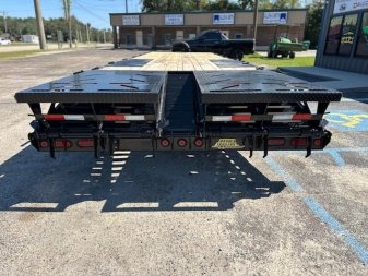 Used 2024 Norstar 8.5X30 Equipment Trailer