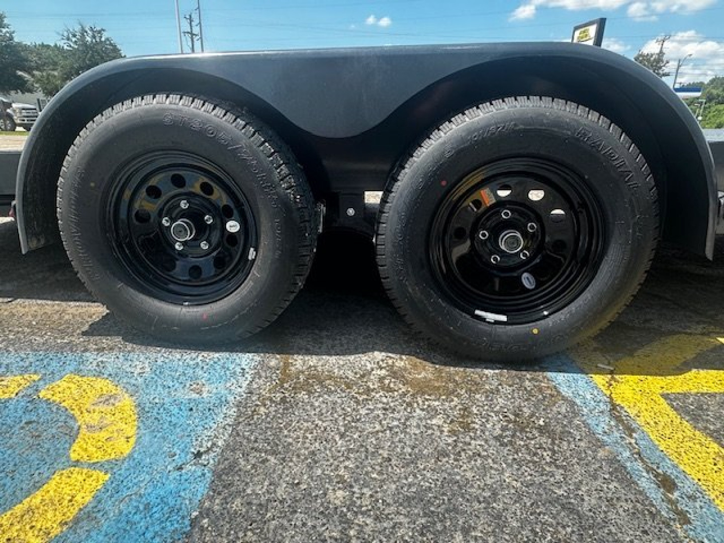 New 2025 Lamar Trailers 83x20 Car Hauler