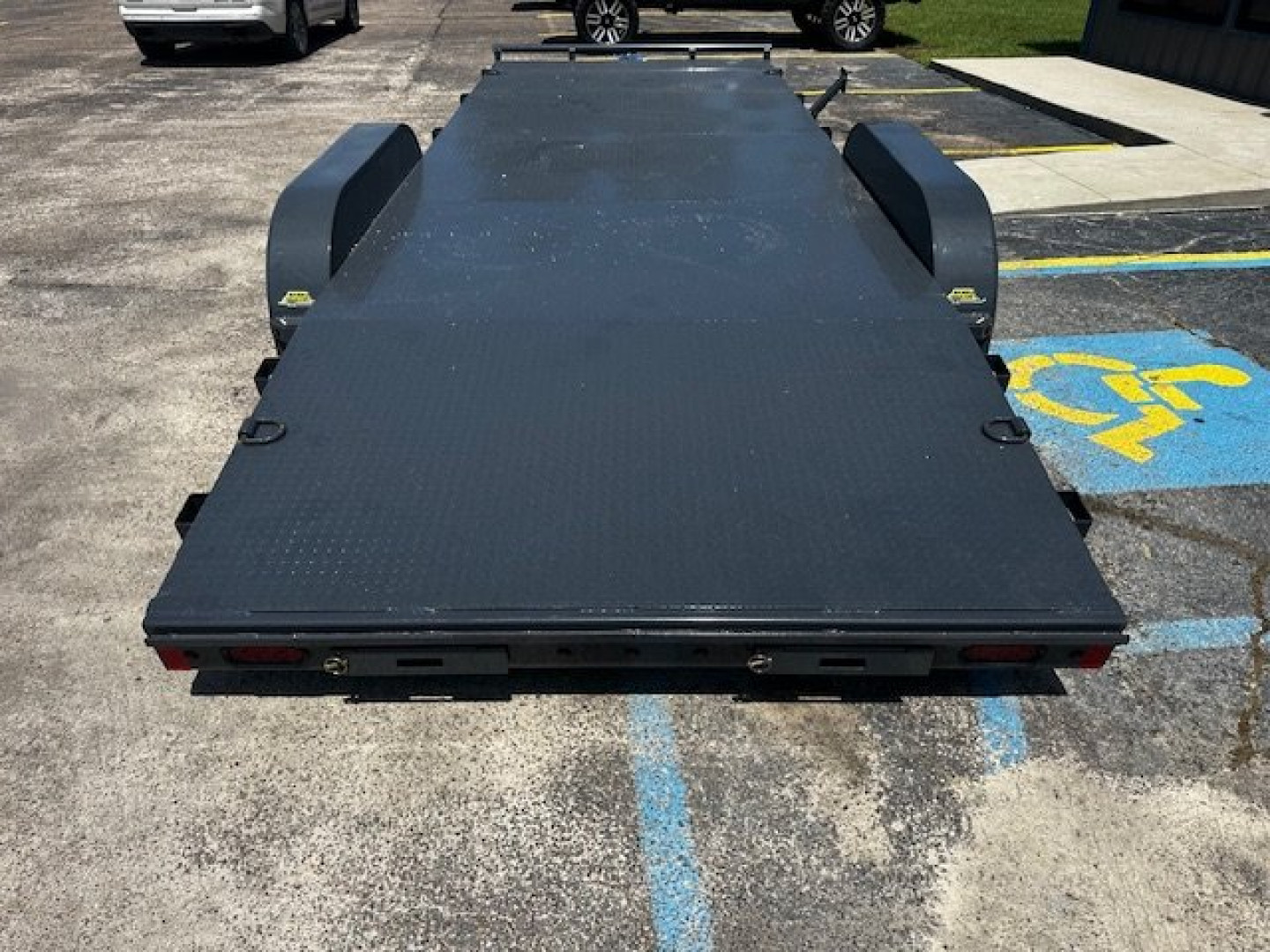 New 2025 Lamar Trailers 83x20 Car Hauler