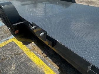 New 2025 Lamar Trailers 83x20 Car Hauler