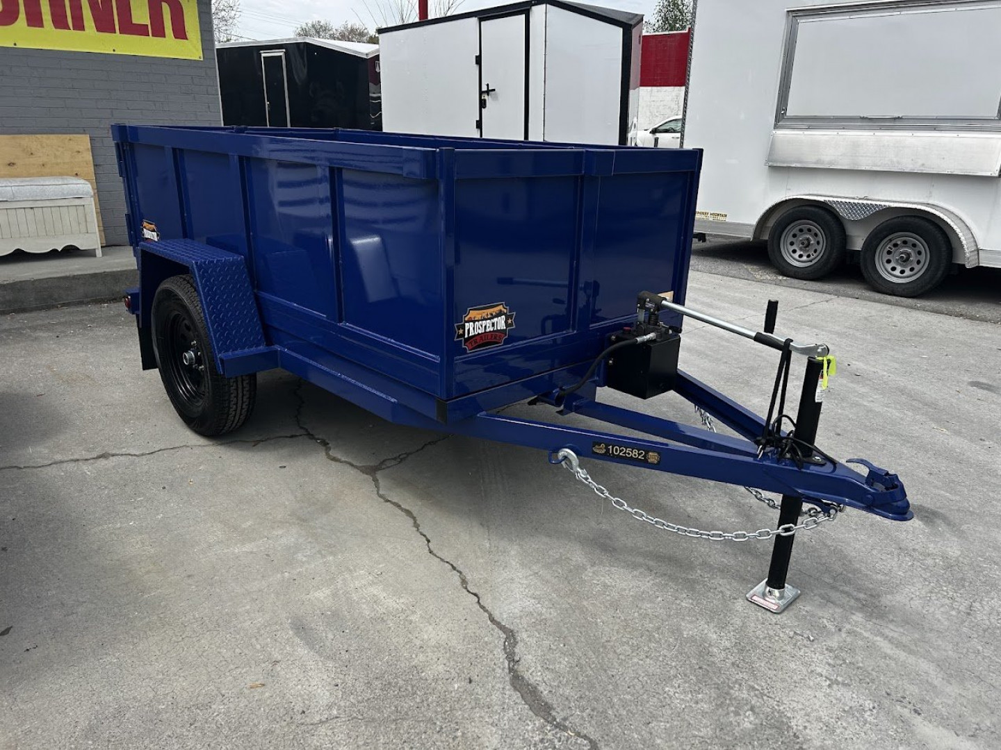 New 2025 Covered Wagon Trailers 4x8 Dump Trailer