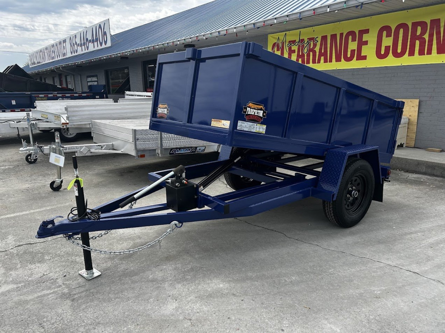 New 2025 Covered Wagon Trailers 4x8 Dump Trailer