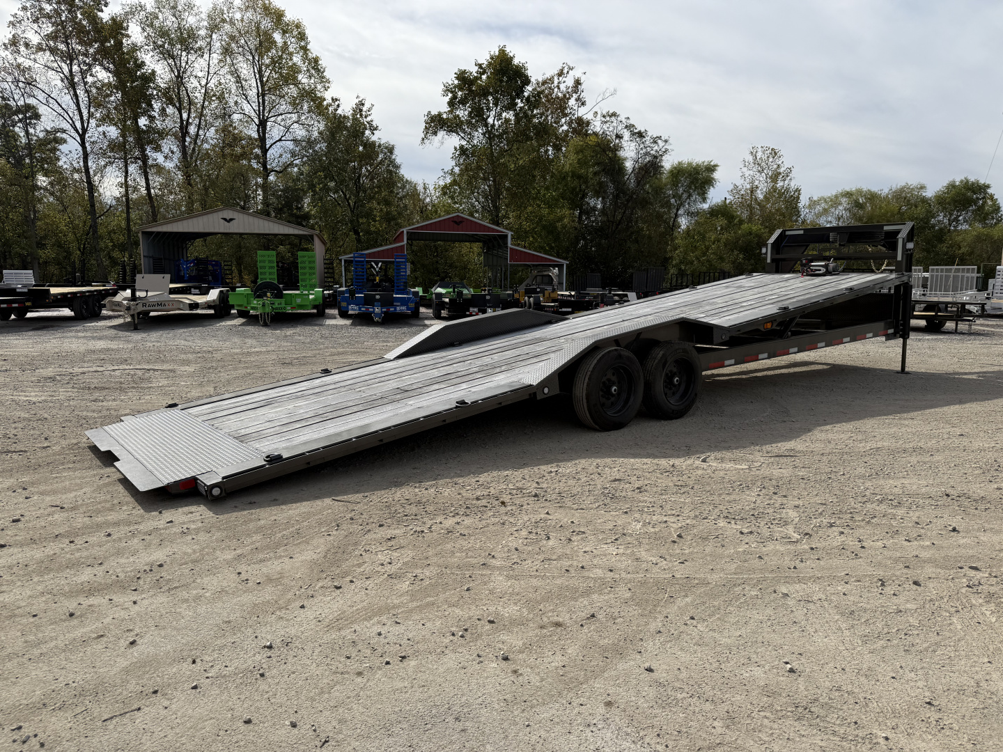 New 2025 MAXXD T8X GN 102X32 Equipment Trailer