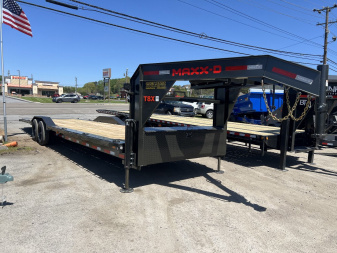 New 2025 MAXXD T8X GN 102X32 Equipment Trailer