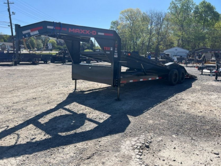 New 2025 MAXXD T8X GN 102X24 Equipment Trailer