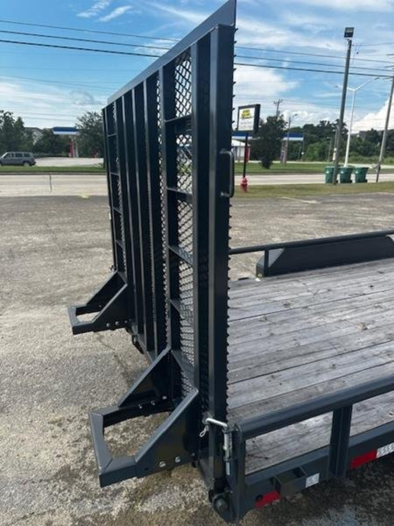 Used 2024 Lamar Trailers 83x20 Utility Trailer