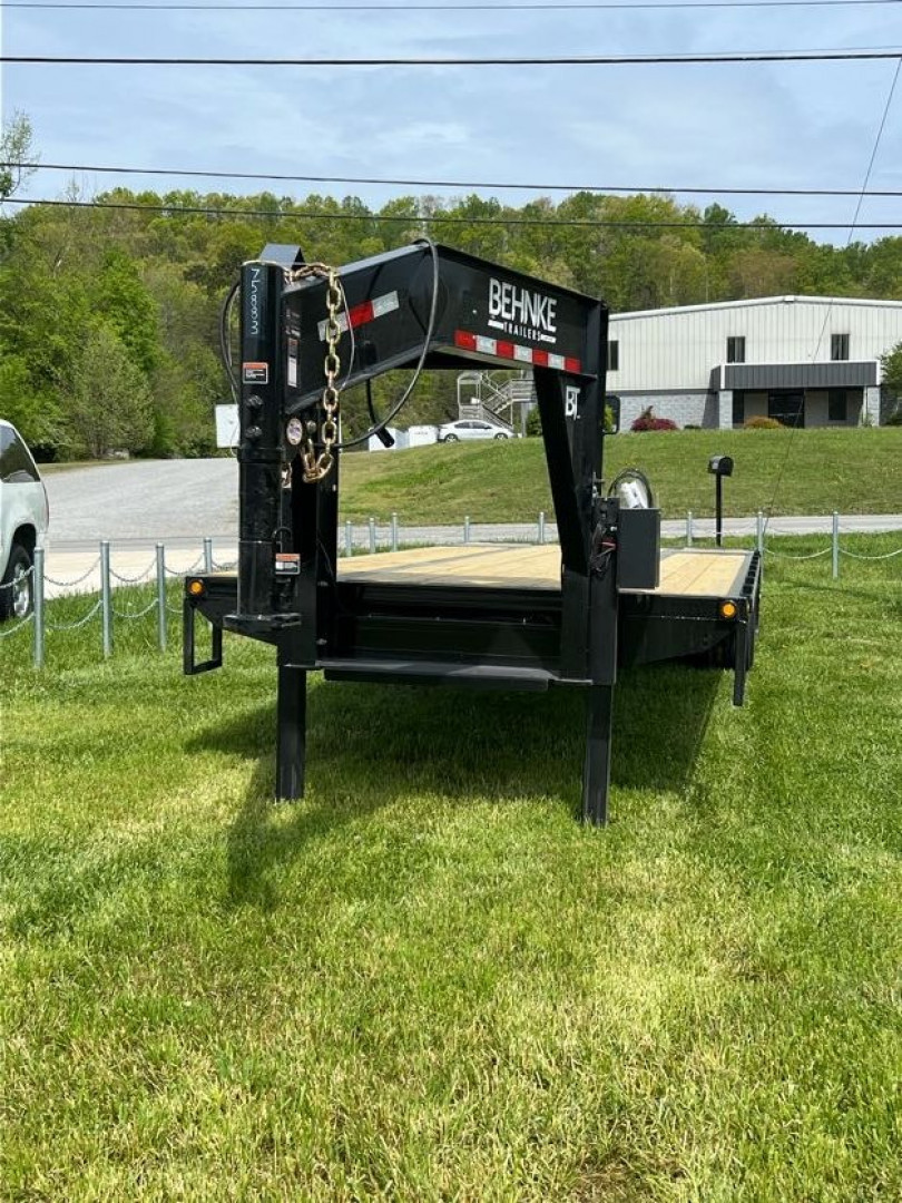 New 2025 Behnke FB8X GN HBT 32' Equipment Trailer