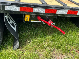 New 2025 Behnke FB8X GN HBT 32' Equipment Trailer