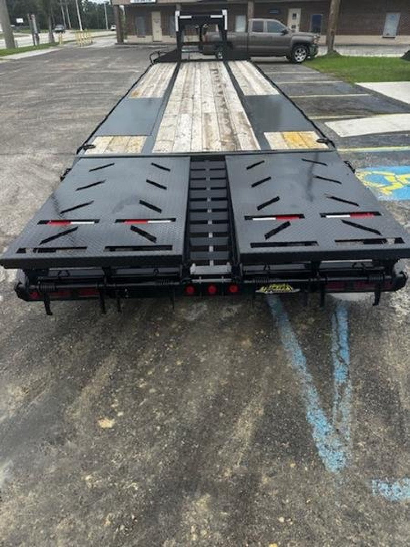 New 2024 Norstar 8.5x30 Gooseneck Equipment Trailer