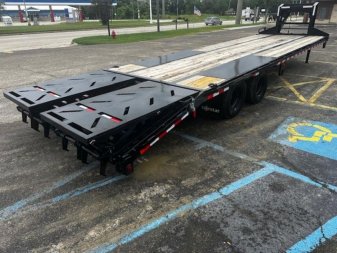 New 2024 Norstar 8.5x30 Gooseneck Equipment Trailer