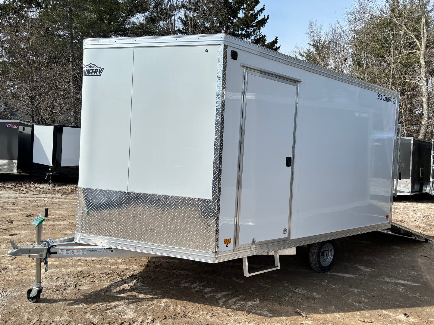New 2024 High Country 101x12 Crossover 3.0 /Rust Free Package/Multi-Sport/7' Int. Height