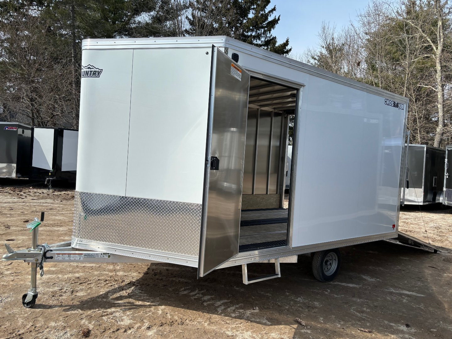 New 2024 High Country 101x12 Crossover 3.0 /Rust Free Package/Multi-Sport/7' Int. Height
