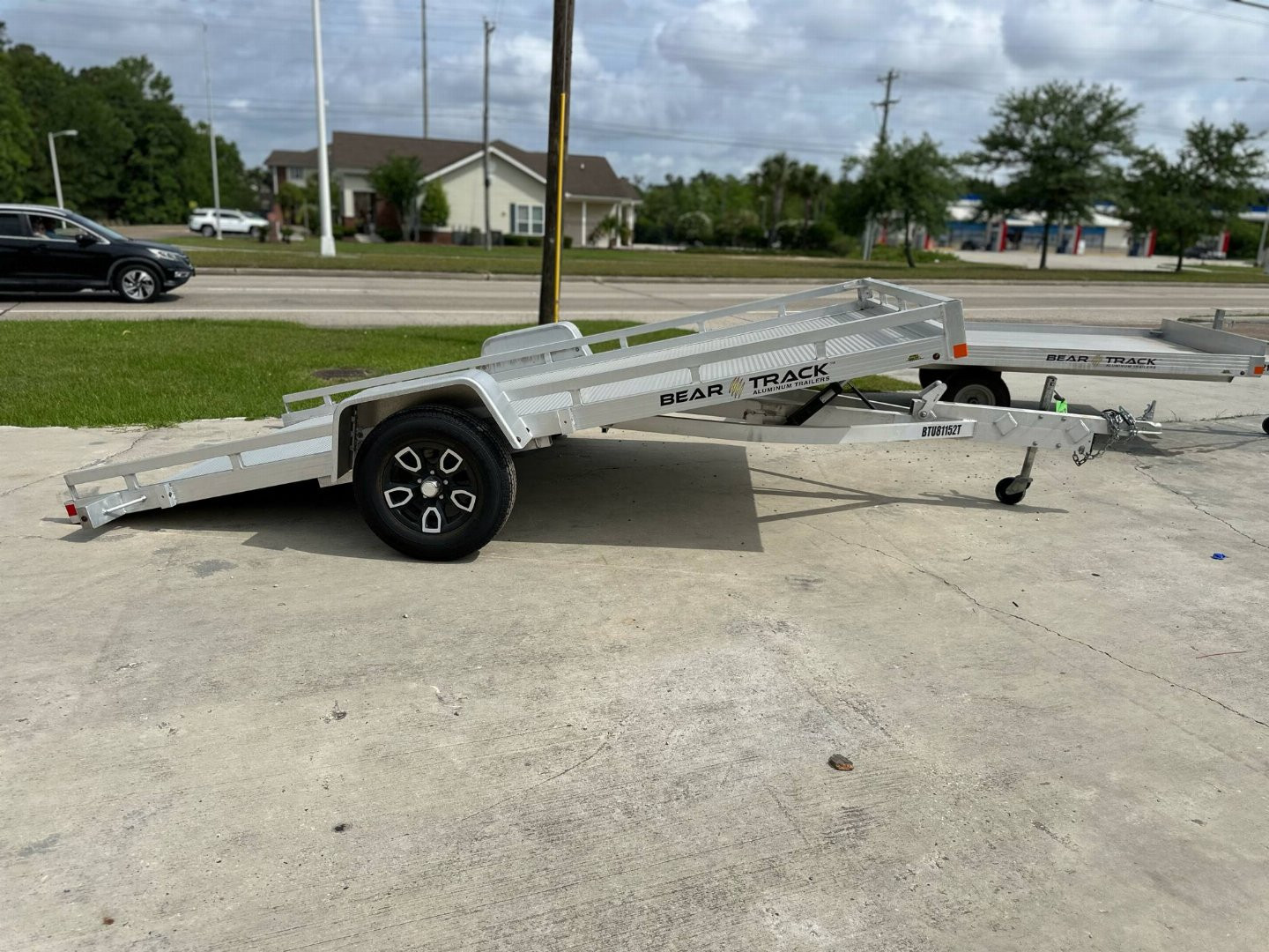New 2023 Bear Track 6.75x12.5 Tilt Deck