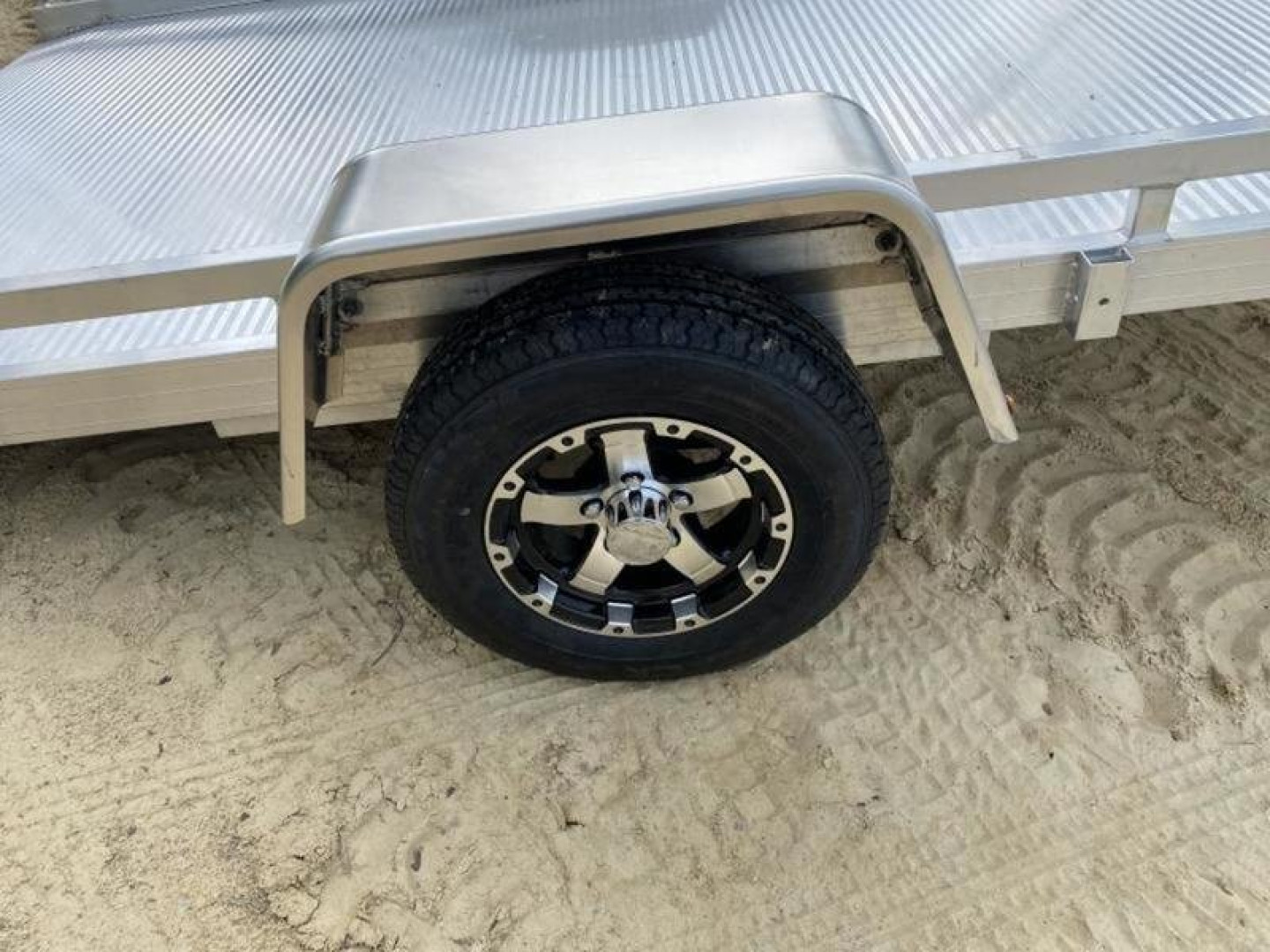 New 2023 Bear Track 6.75x12.5 Tilt Deck