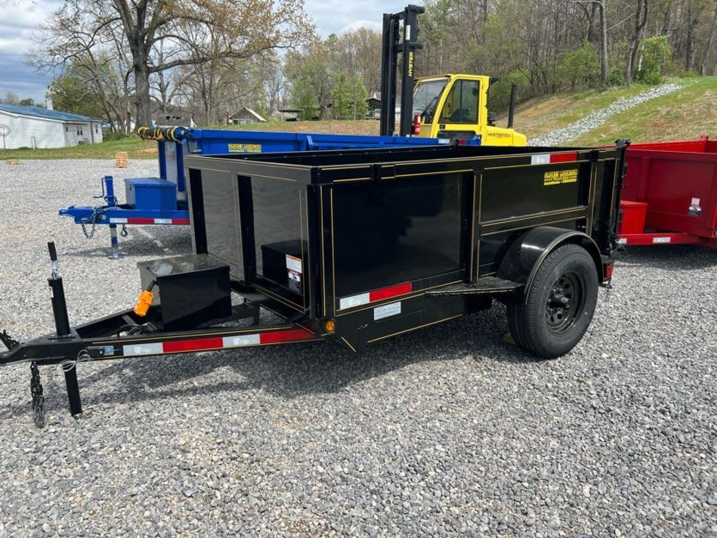 New 2025 P & T Trailers 5K 5X8 3 WAY GATE Dump Trailer