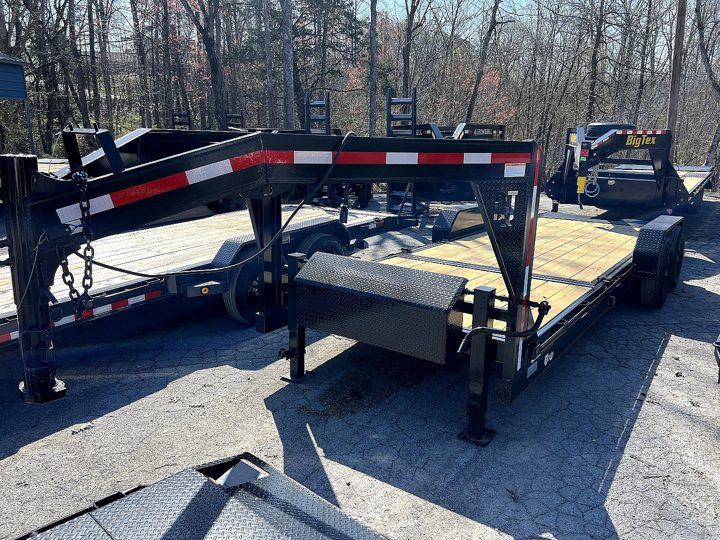 New 2025 P & T Trailers 82X22 14K FULL TILT GOOSENECK Equipment Trailer