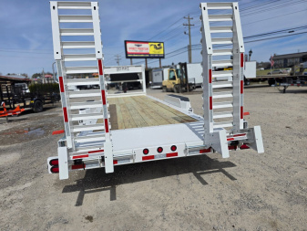 New 2025 Behnke CBCT 24' 24K GN,RAMP,HYD JACK Equipment Trailer