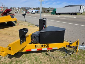 New 2025 Behnke TBCT 22' 3AXLE TILT Equipment Trailer
