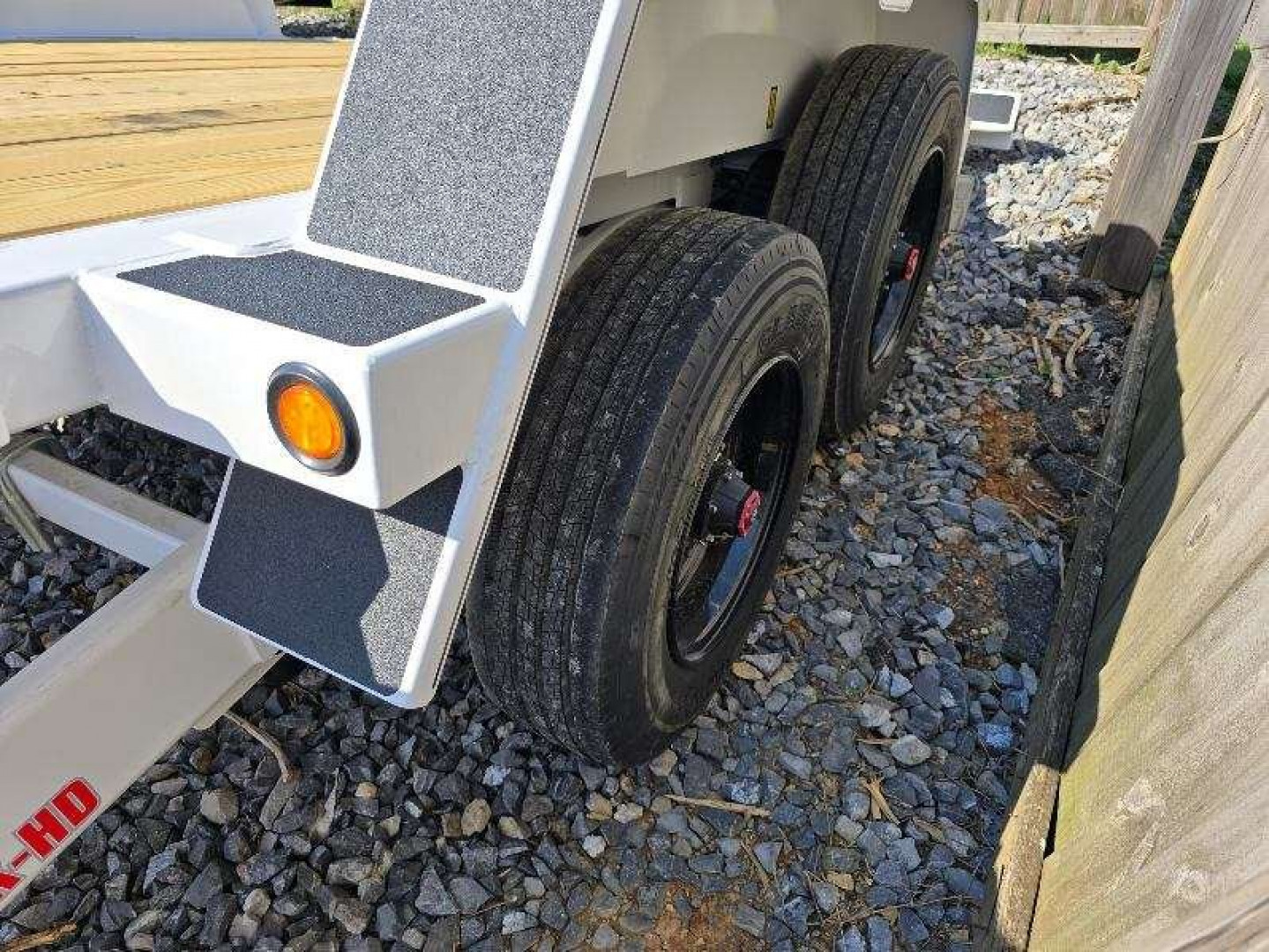 New 2025 Behnke TBCT 24' 24K TILT, HYD JACK Equipment Trailer