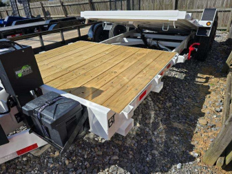 New 2025 Behnke TBCT 24' 24K TILT, HYD JACK Equipment Trailer