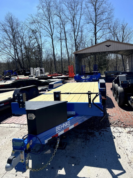 New 2025 Behnke TBCT 22' 20K TILT Equipment Trailer