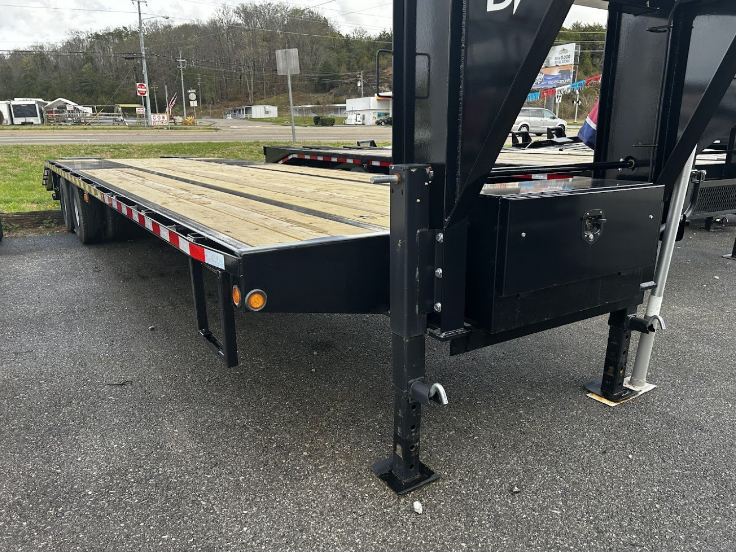 New 2025 Behnke FB 30' 20K GN DUAL TAND. RAMPS Equipment Trailer