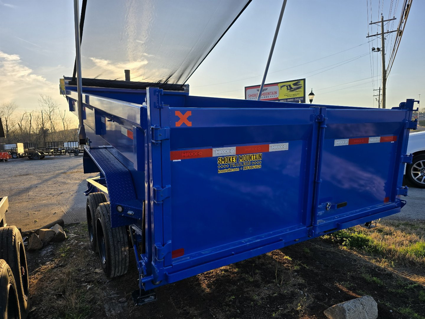 New 2025 MAXXD DTX 83X16 EX-WIDE Dump Trailer