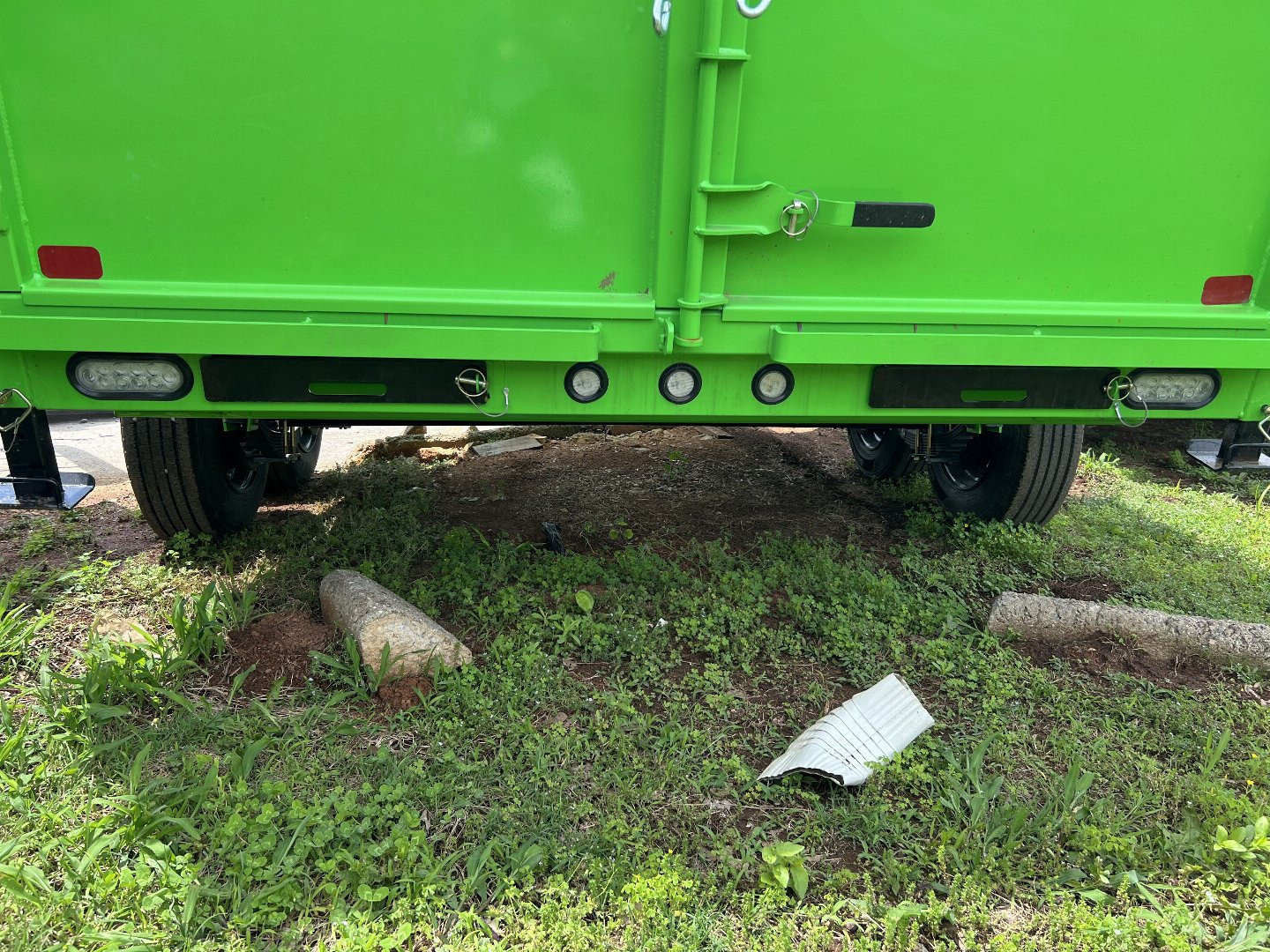 New 2025 MAXXD DJX 83x14 16k Dump Trailer