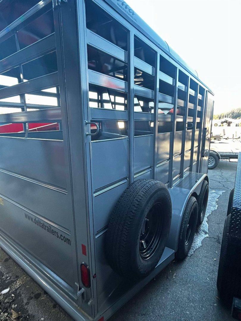 New 2024 Delta Mfg 500 ES 16' W/ 7' HEIGHT Stock / Stock Combo Trailer