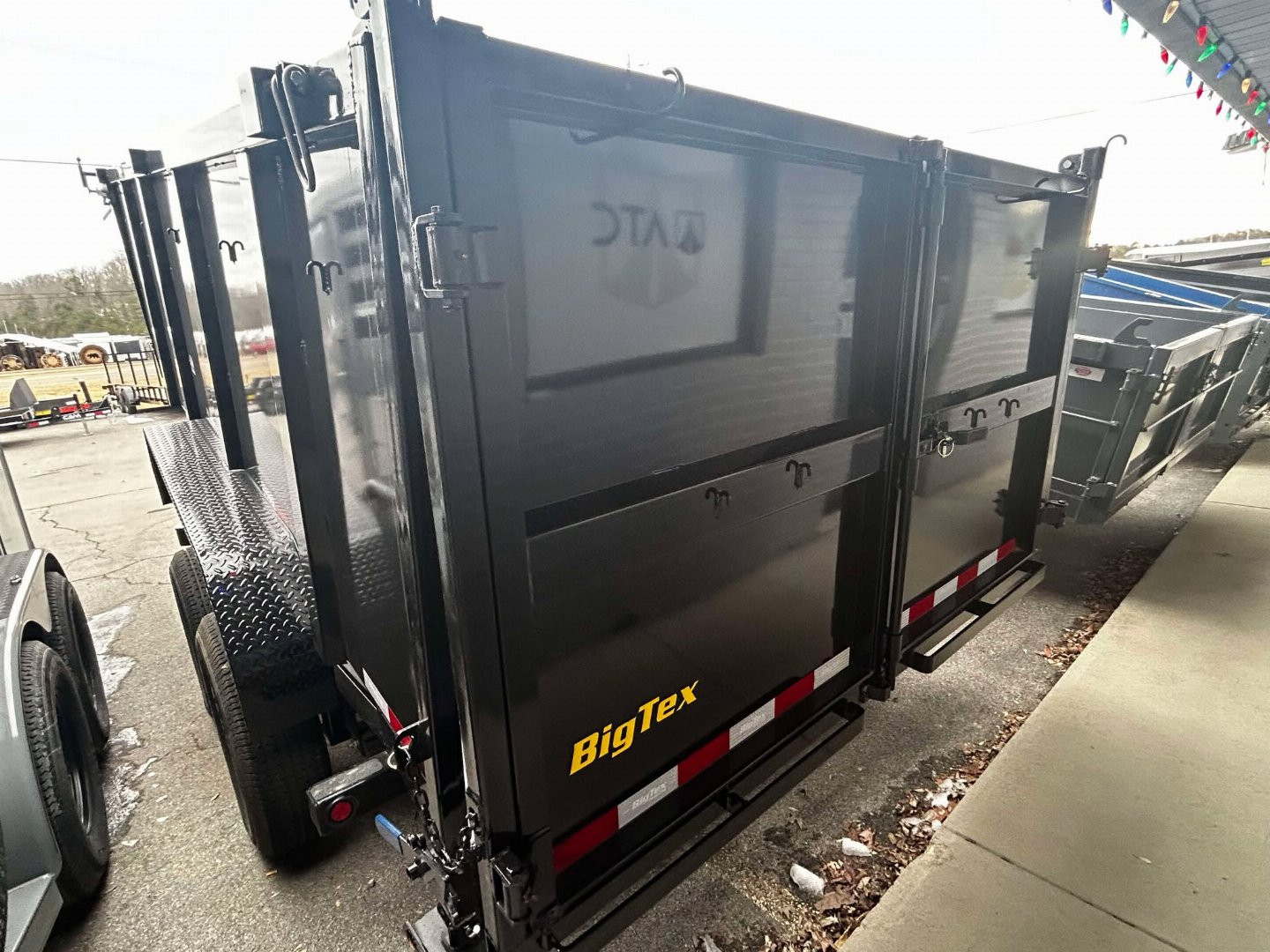 New 2025 Big Tex Trailers 14LP-16 4' SIDES Dump Trailer