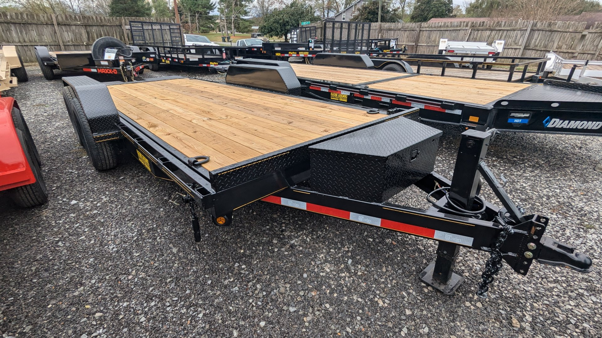 New 2025 P & T Trailers 82X20 7TON POWER TILT Equipment Trailer