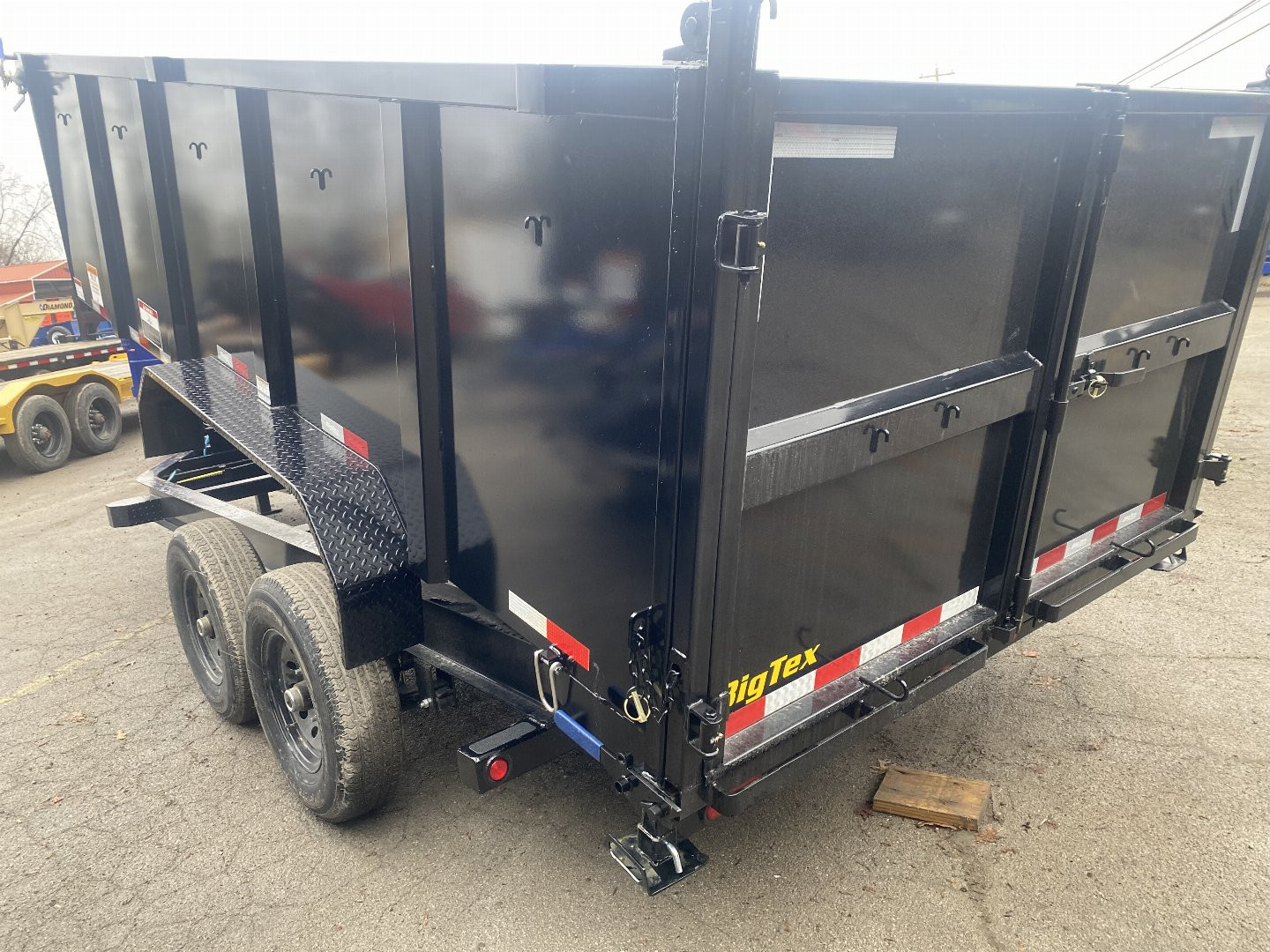 New 2025 Big Tex Trailers 14LP-16 4' SIDES Dump Trailer