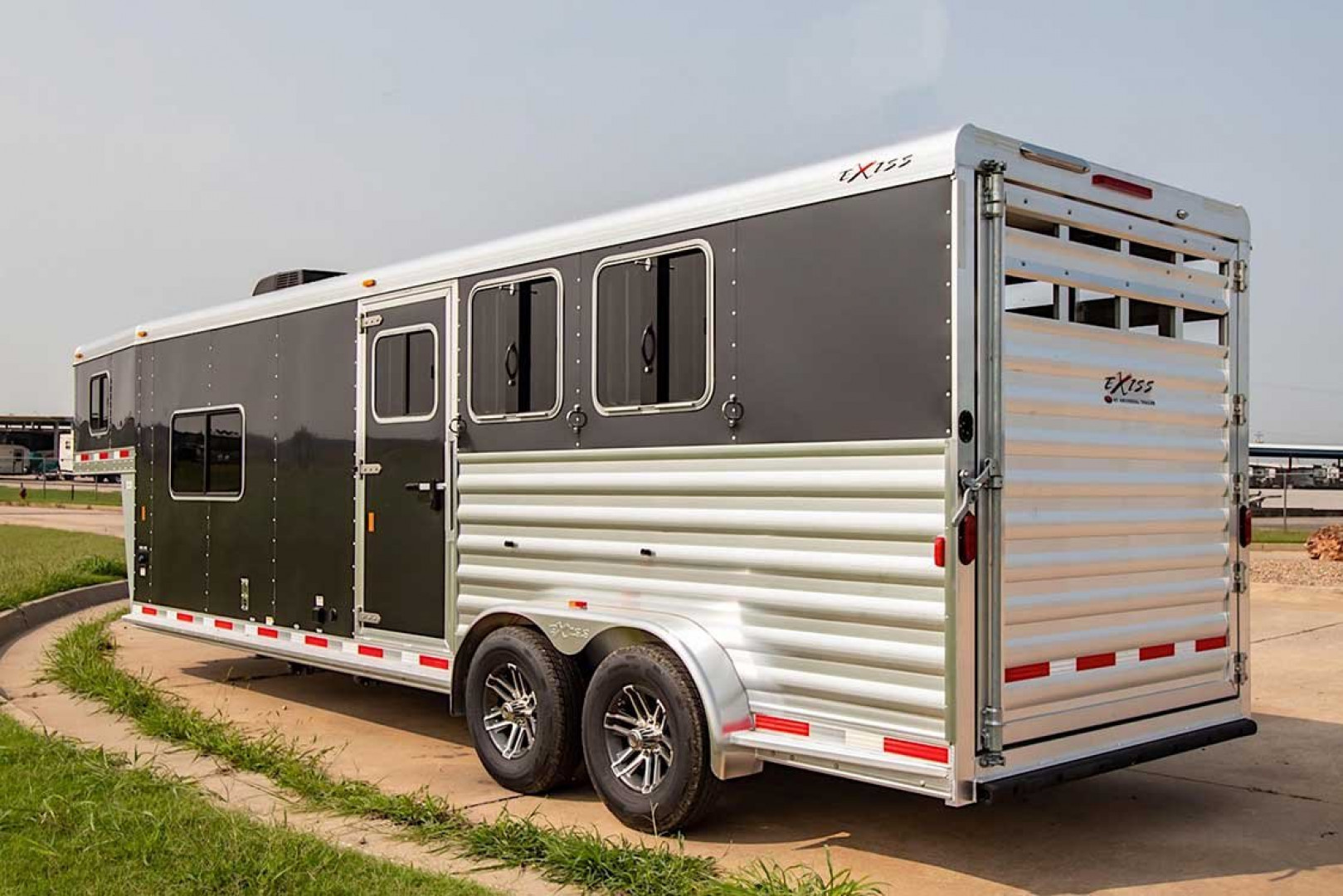 New 2025 Exiss Trailers EXPRESS LQ 2,3, OR 4 HORSE Stock / Stock Combo Trailer