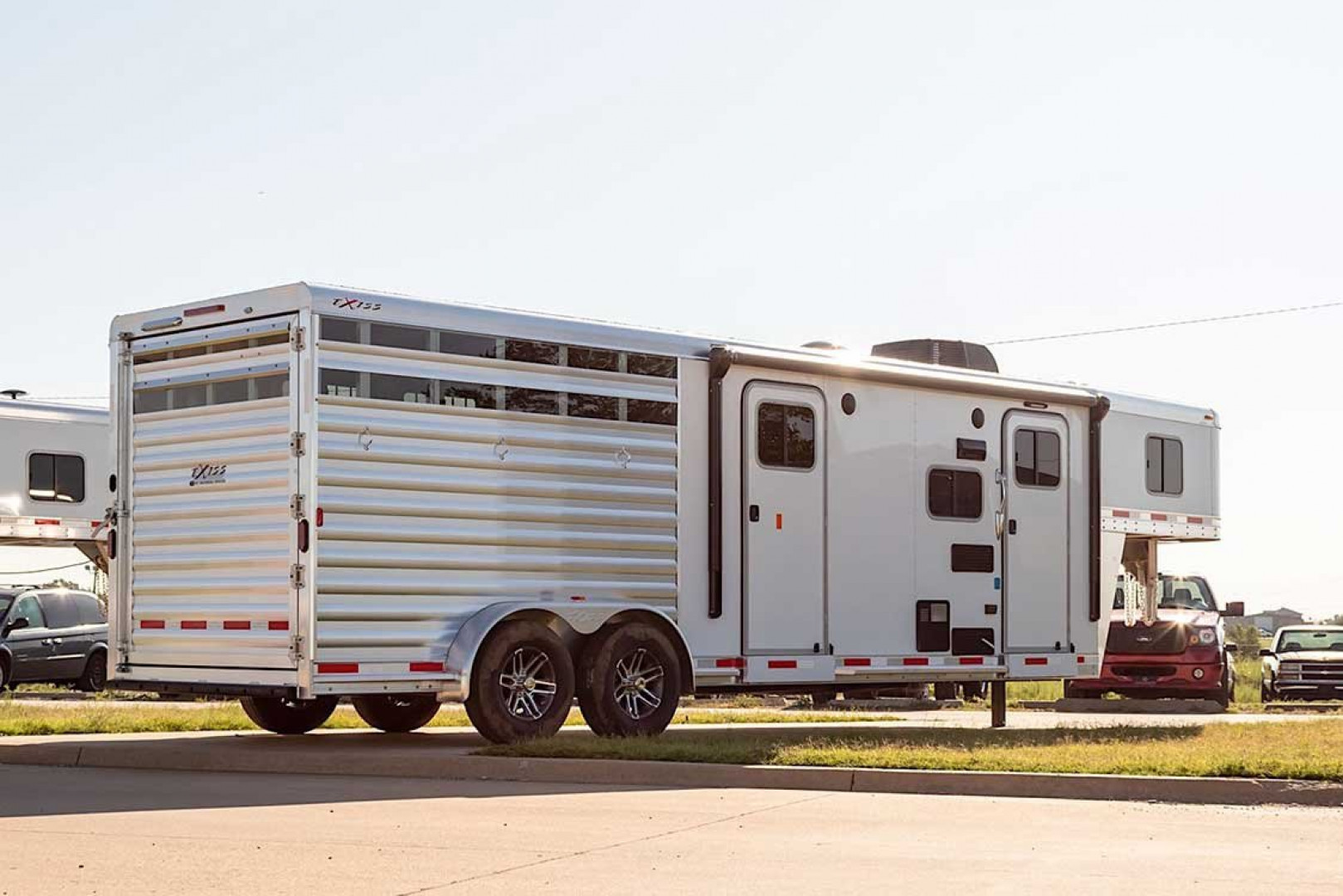 New 2025 Exiss Trailers EXPRESS LQ 2,3, OR 4 HORSE Stock / Stock Combo Trailer