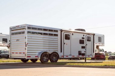 New 2025 Exiss Trailers EXPRESS LQ 2,3, OR 4 HORSE Stock / Stock Combo Trailer