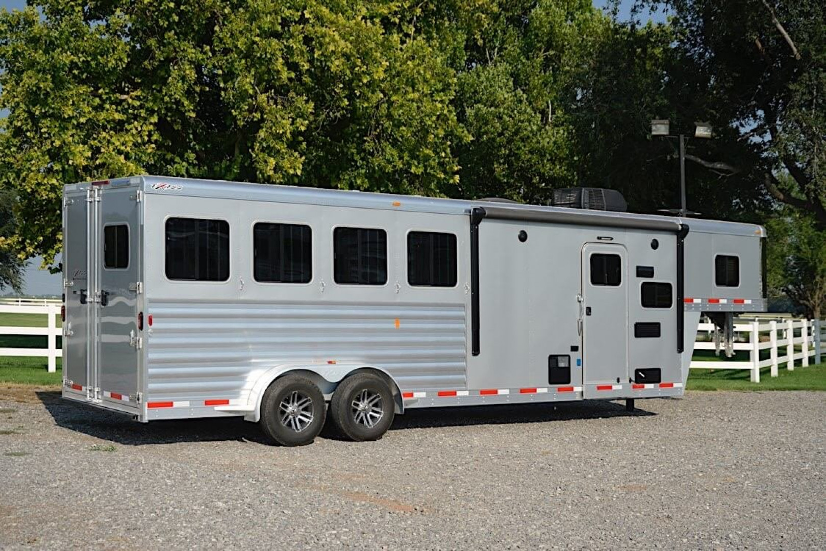 New 2025 Exiss Trailers 2,3,4 Horse w/ 10' short wall LQ Stock / Stock Combo Trailer