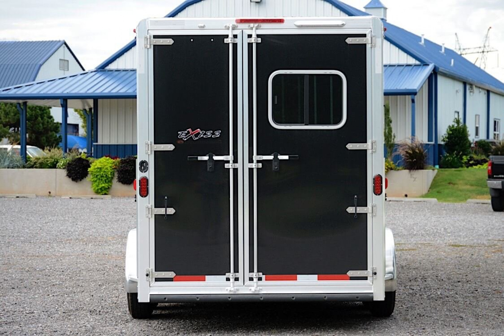 New 2025 Exiss Trailers ESCAPE 7308 2-4 HORSE LQ Stock / Stock Combo Trailer