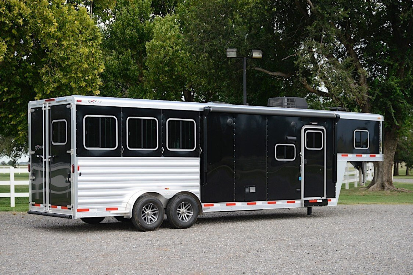 New 2025 Exiss Trailers ESCAPE 7308 2-4 HORSE LQ Stock / Stock Combo Trailer