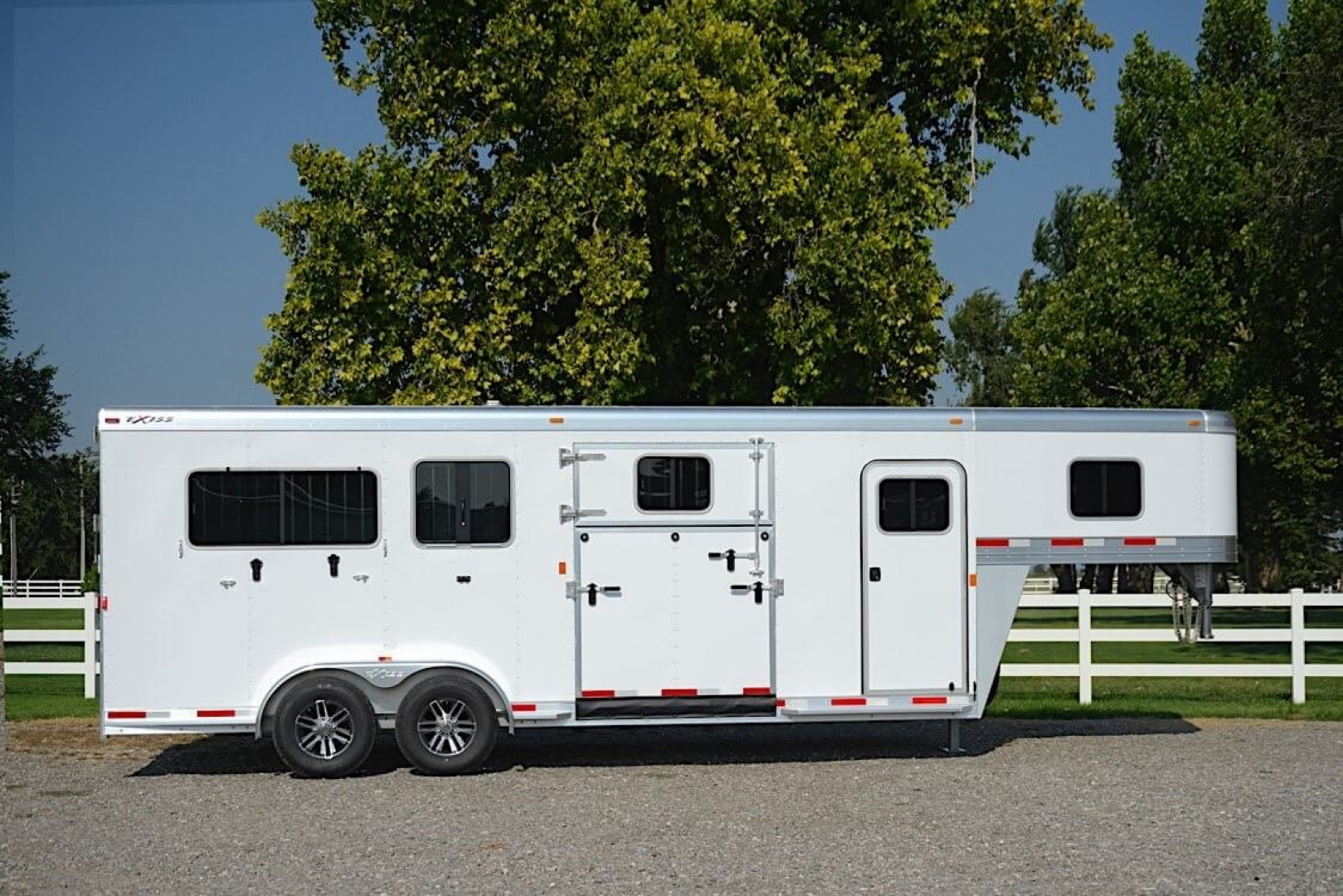 New 2025 Exiss Trailers 7200 SR 2+1 Stock / Stock Combo Trailer