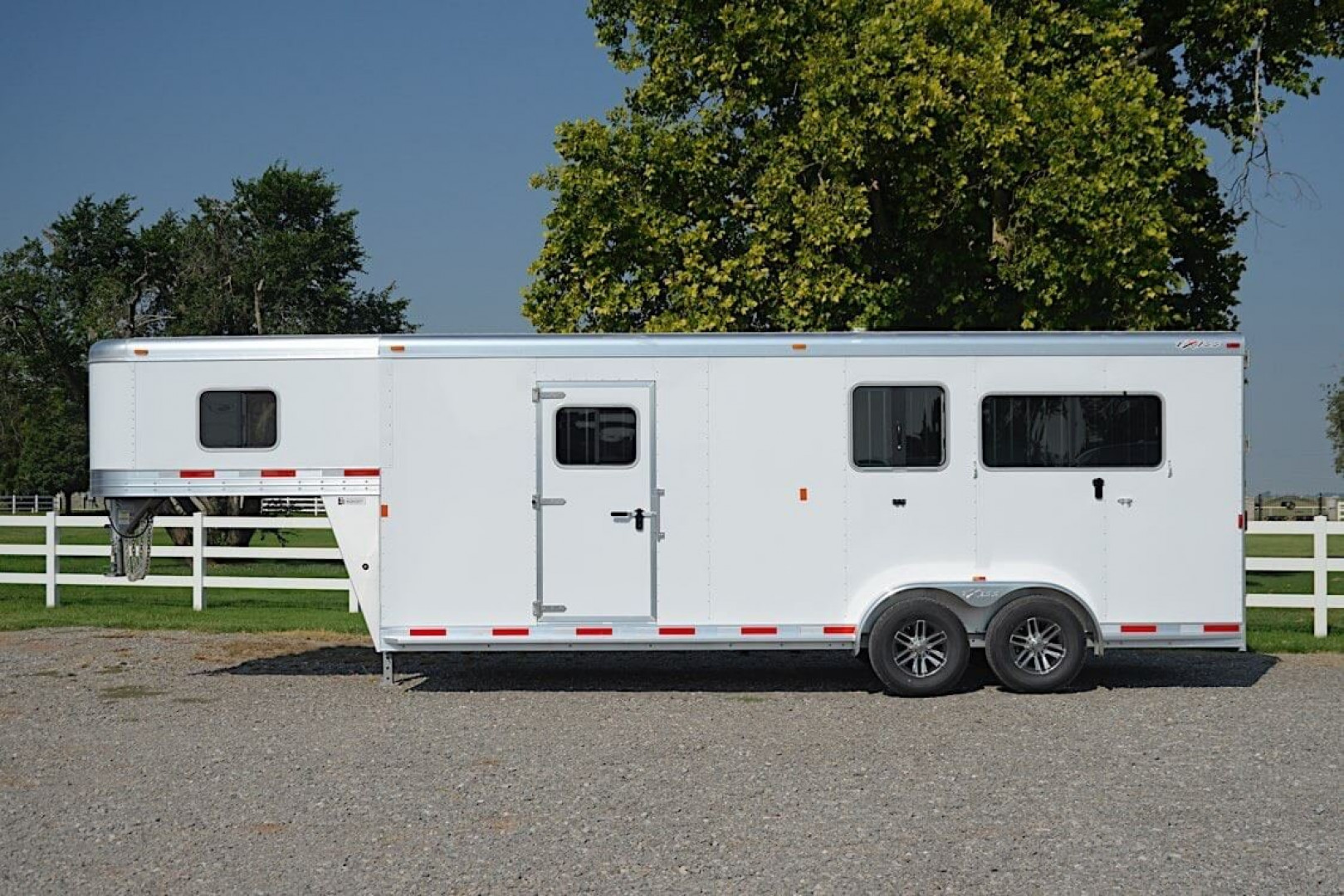 New 2025 Exiss Trailers 7200 SR 2+1 Stock / Stock Combo Trailer