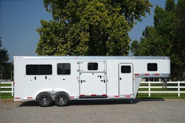 New 2025 Exiss Trailers 7200 SR 2+1 Stock / Stock Combo Trailer