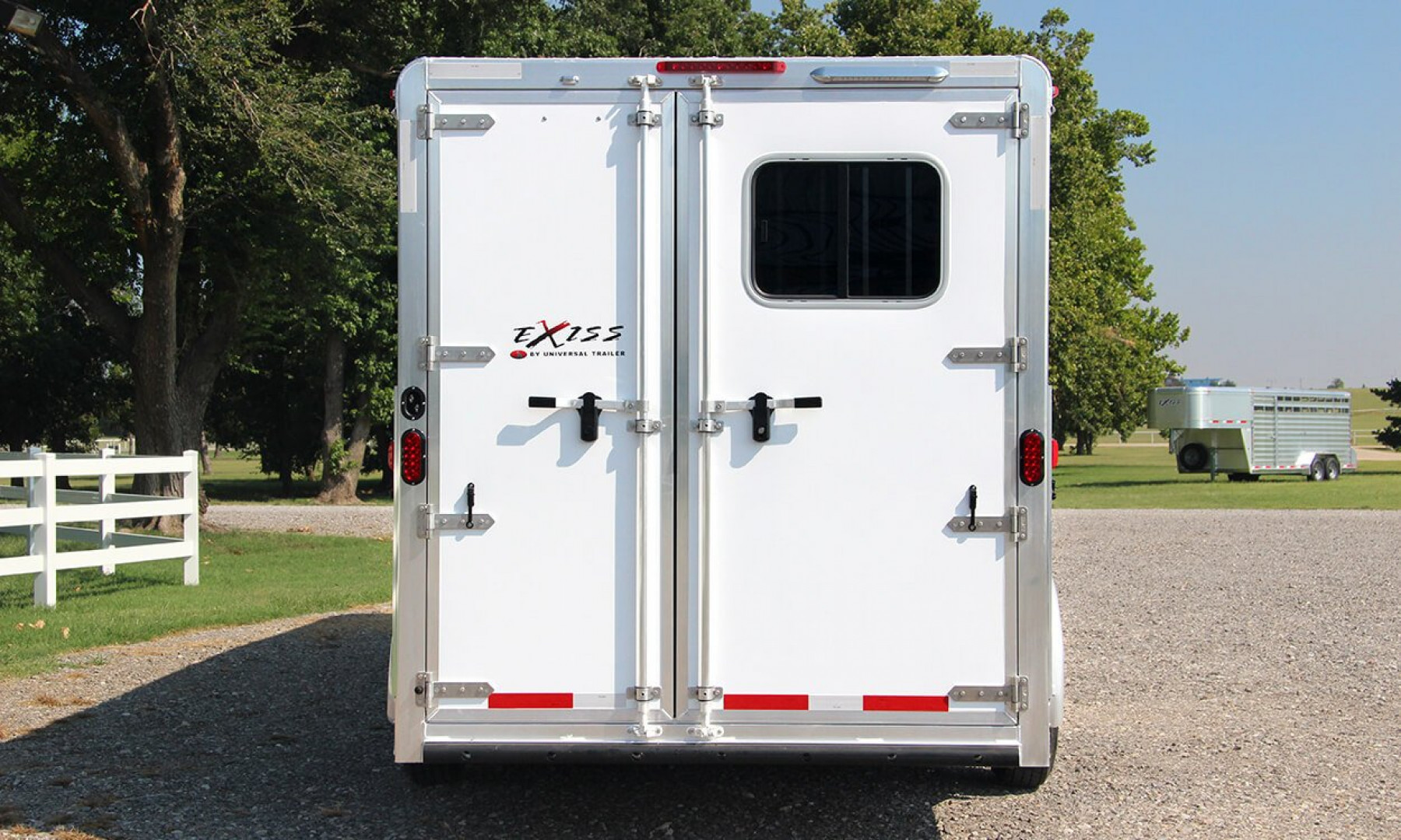 New 2025 Exiss Trailers 7400 4 HORSE GN Stock / Stock Combo Trailer