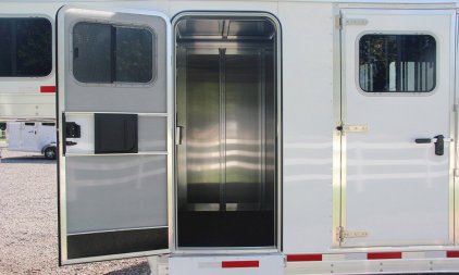 New 2025 Exiss Trailers 7400 4 HORSE GN Stock / Stock Combo Trailer
