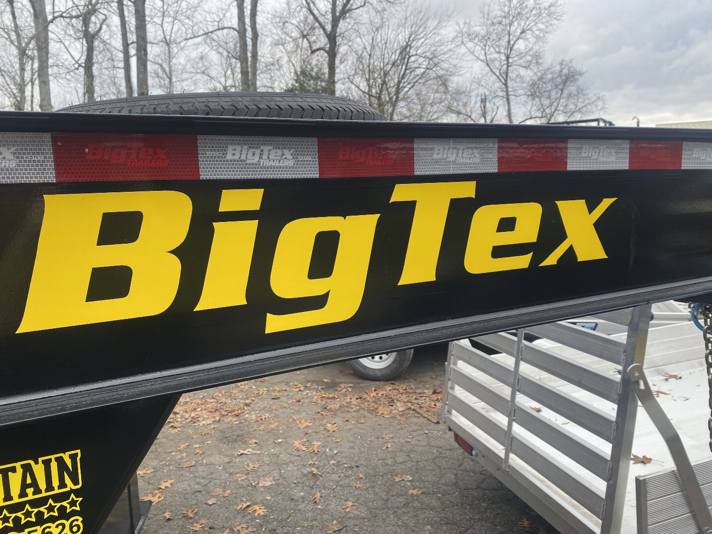 New 2025 Big Tex Trailers 22GN 30+5 Equipment Trailer