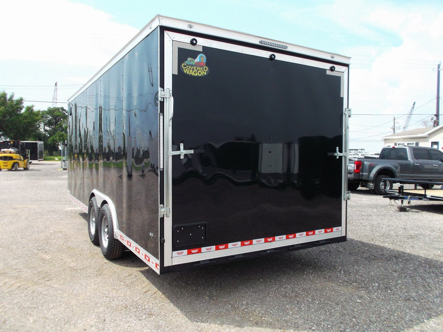 New 2025 COVERED WAGON TRAILERS 8.5x24 Cargo / Enclosed Trailer / XXL Package / 7ft Interior Height / 7000# Torsion Axles / Extra Wide Heavy Duty Ramp / .030 Black Heavy Duty Skin / 48" RV Side Door / RV Step